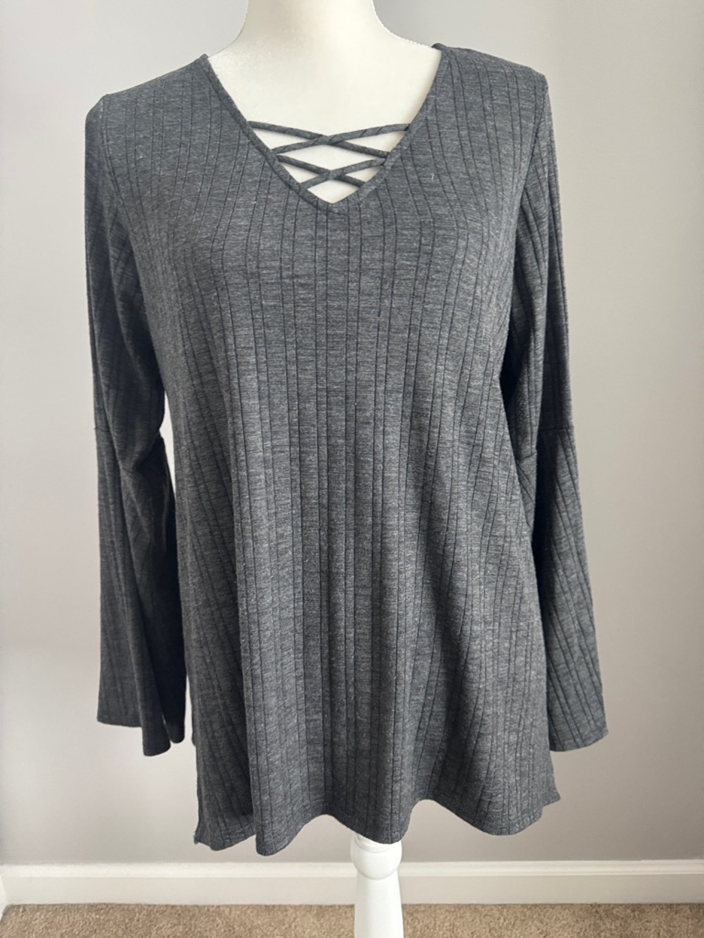 Women's Grey Ribbed V-Neck Crisscross Long Sleeve Top